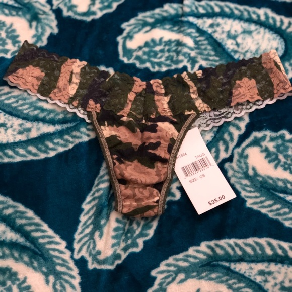 Low rise thongs - Picture 6 of 6